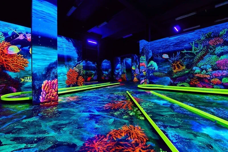 3D-Blacklight-Minigolf-Dubai-5