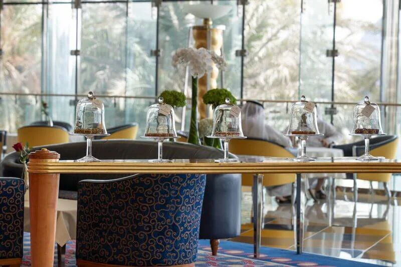 Afternoon-hightea-Burj-Al-Arab-3