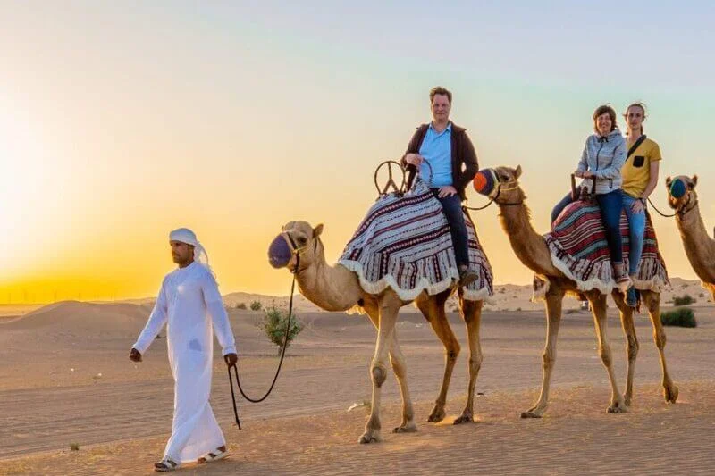 Camel-riding-scaled-1-870x555-1