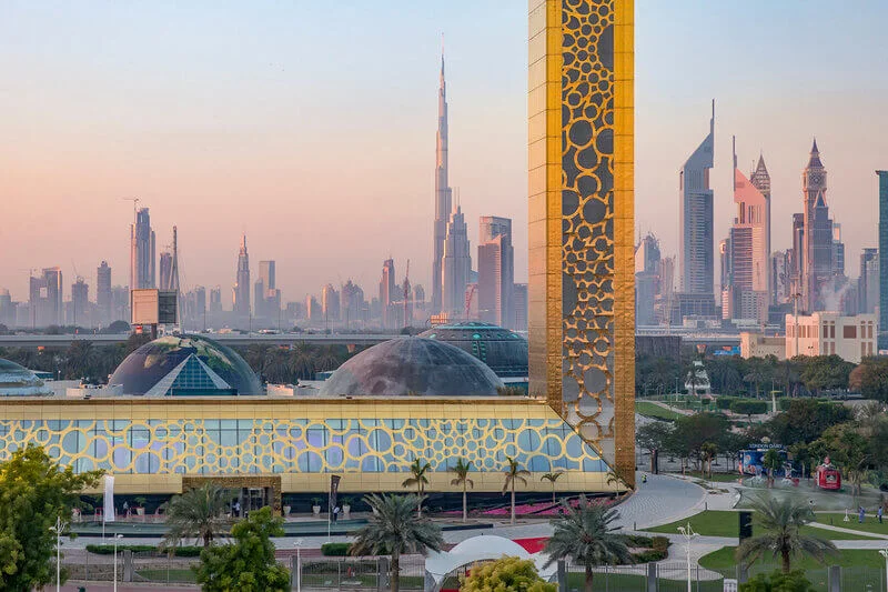 Dubai-Frame-3