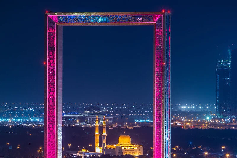 Dubai-Frame-4