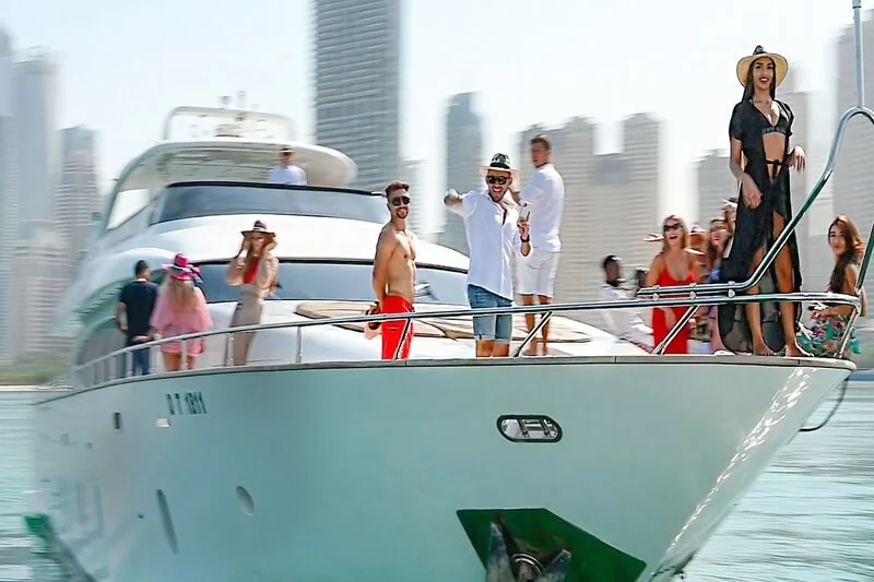 yacht-party-dubai